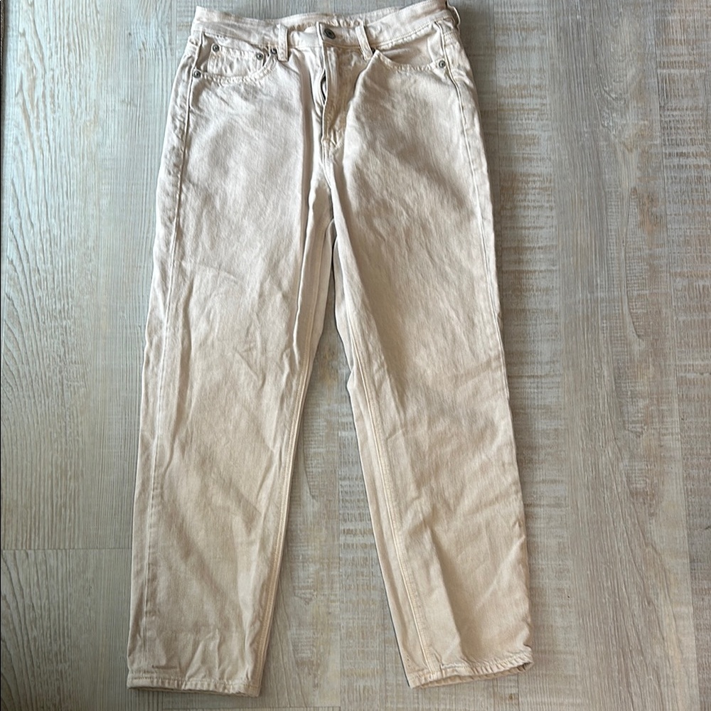 Beige Straight-Leg AE Jeans